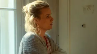 Drama před bytem Rézy. Kdo se k ní bude dobývat?