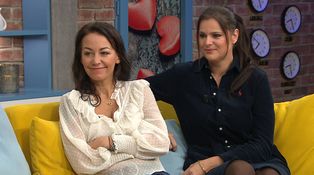 Takhle Hanychovou a Koktovou neznáte. Pomáhají matce postižené holčičky