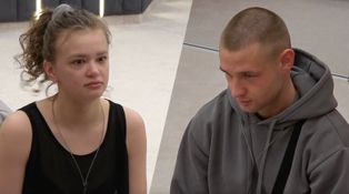 Palačinková hádka na rozloučenou: Tarik dostal od Katrin pořádný kartáč