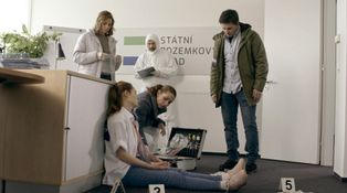 Specialisté vyšetřují násilnou smrt uklízečky