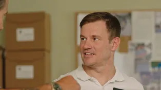 Karol se snaží zbavit předsudků. Ústřice mu ale i tak dělají problém