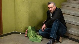 Dobré zprávy v Ulici: Kokeš se jde léčit