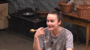 Kateřina na Farmě vymýšlí úklidovou hru. Se zlou se ale potáže