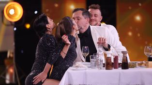 Žhavé rande Sokola a Pfauserové. Nezůstalo jen u vášnivých doteků