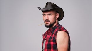 Chodící chaos jménem Filip. Tvrdí, že Farmu postaví sám