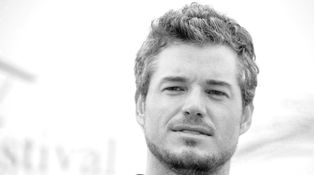 Zemřel herec Eric Dane. Jako dítě hrál v Ženatý se závazky