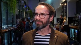Jan Révai hraje v Sex O’Clocku queer tatínka: O roli si řekl!