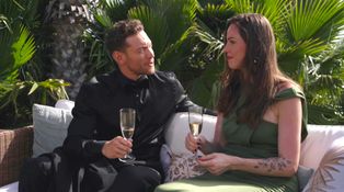 Do Bachelora se nevešlo: Míra si sundal sako, Naty v tom viděla striptýz