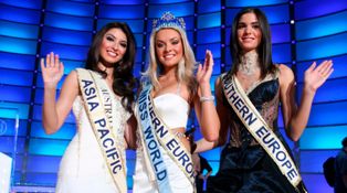 Archivní záběry: Takto vyhrála Taťána Kuchařová Miss World před 20 lety