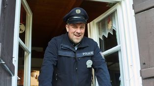 Michal Holán z Policie Modrava: Ukázal, jak dabuje líbání a rvačky