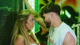 Lu z Love Islandu má nový videoklip. Zahrály si v něm známé tváře