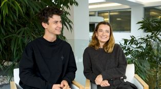 Marika Šoposká ukázala mladšího bratra. Prozradil na sebe kompro