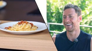 Poučený Bachelor: Špagety carbonara byly bez slin, směje se