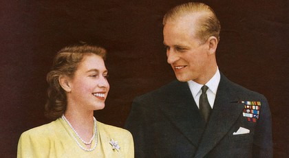 Královna Alžběta II. a princ Philip: Podívejte se na láskyplné pohledy, které si 73 let vyměňovali
