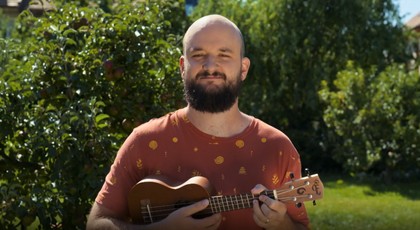 Pokáč složil song k narozeninám Českého slavíka! Jak se vám líbí?
