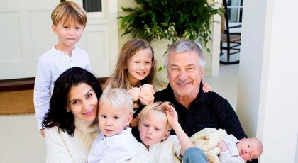 Rekordman Alec Baldwin se pochlubil osmým potomkem: Kolik ještě plánuje mít dětí?