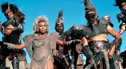 Tina Turner ve světě filmu: Od spolupráce s Milošem Formanem až k Šílenému Maxovi