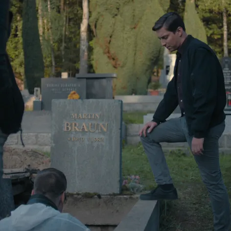 Dáma a Král II, 7. díl 12