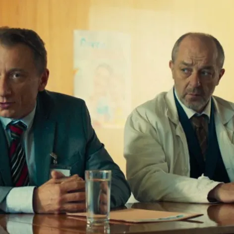 Dáma a Král - 4. díl - Milenci a vrazi