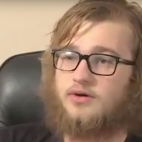 Angus T. Jones - Jake Harper