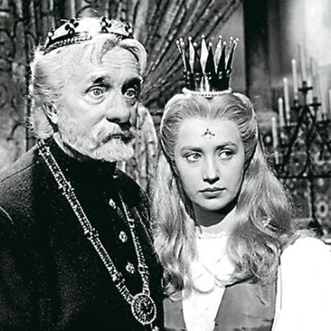 V pohádce Princezna se zlatou hvězdou si František Smolík zahrál hodného krále Hostivíta...