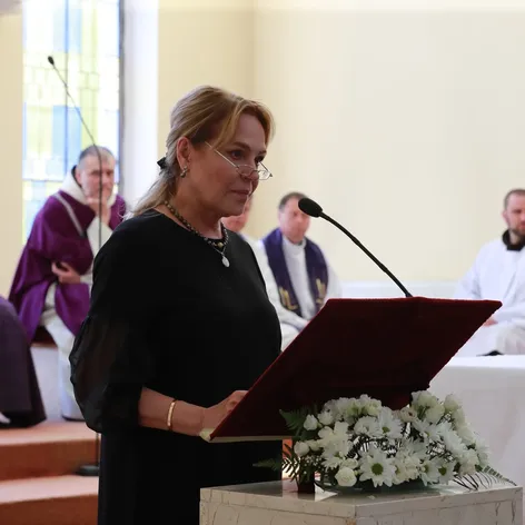 Poslední rozloučení s Josefem Abrhámem v kostele sv. Anežky na Spořilově (17)