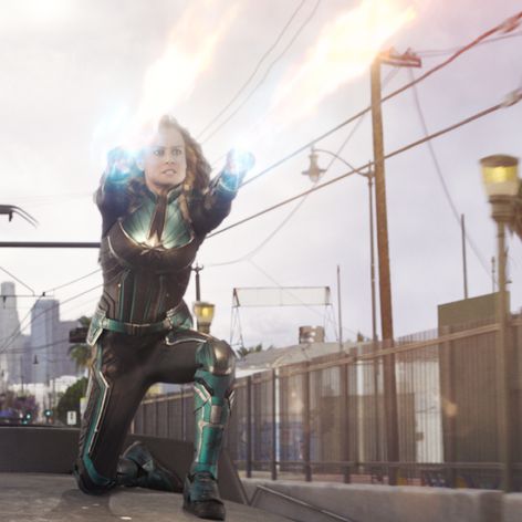 Captain Marvel - 10