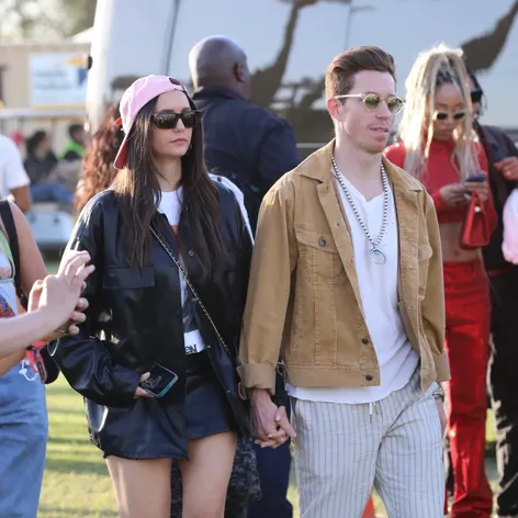 Nina Dobrev a Shaun White