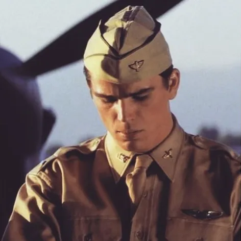 Josh Hartnett