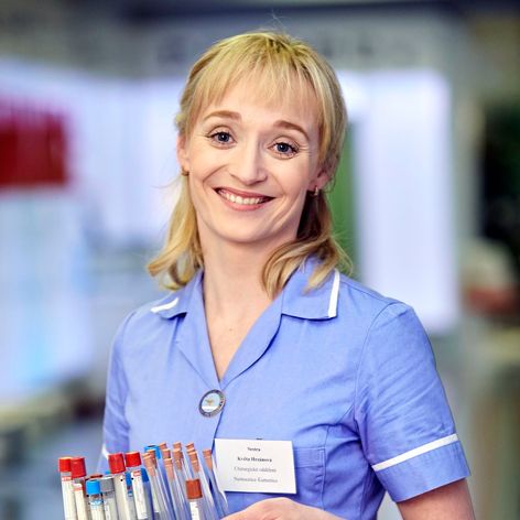 Ordinace: Klára Oltová coby sestřička Květa Hrzánová