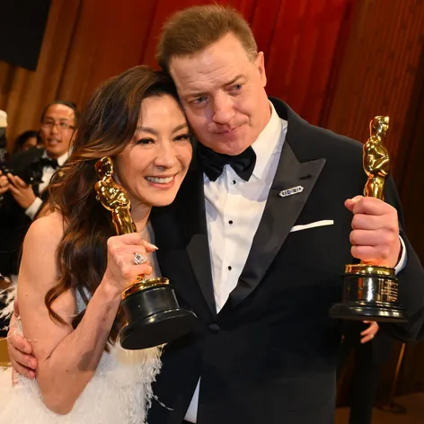 Michelle Yeoh a Brendan Fraser