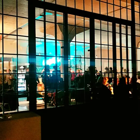 Ha Thanh Špetlíková otevřela s manželem druhou kavárnu - 28