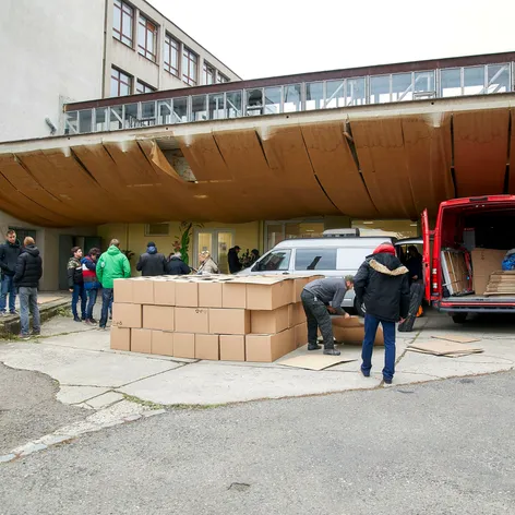 Ordinace: Z natáčení pádu Jonáše ze střechy - 1
