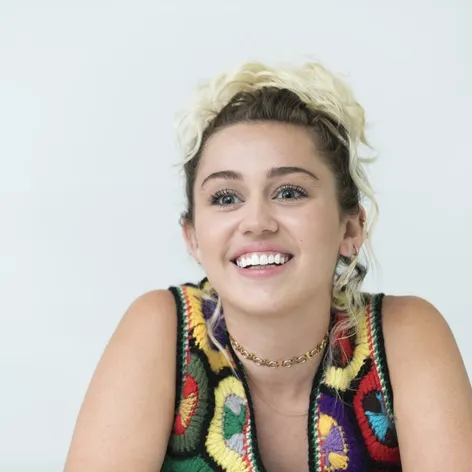 Miley Cyrus - 2