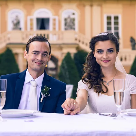 Dáma a Král: 6. díl - Krvavá svatba