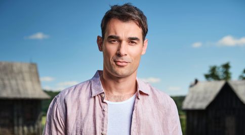 Adam Vacula míří na Farmu. Poprvé se představí v roli moderátora