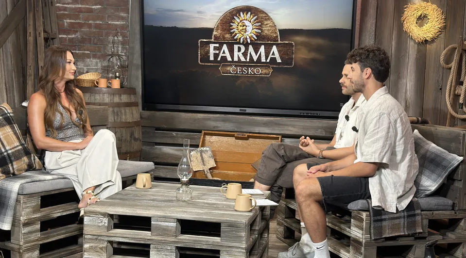 Markéta ve Farmě Extra skládá účty. Naložila moderátorům za jejich poznámky Markéta ve Farmě Extra skládá účty. Naložila moderátorům za jejich poznámky