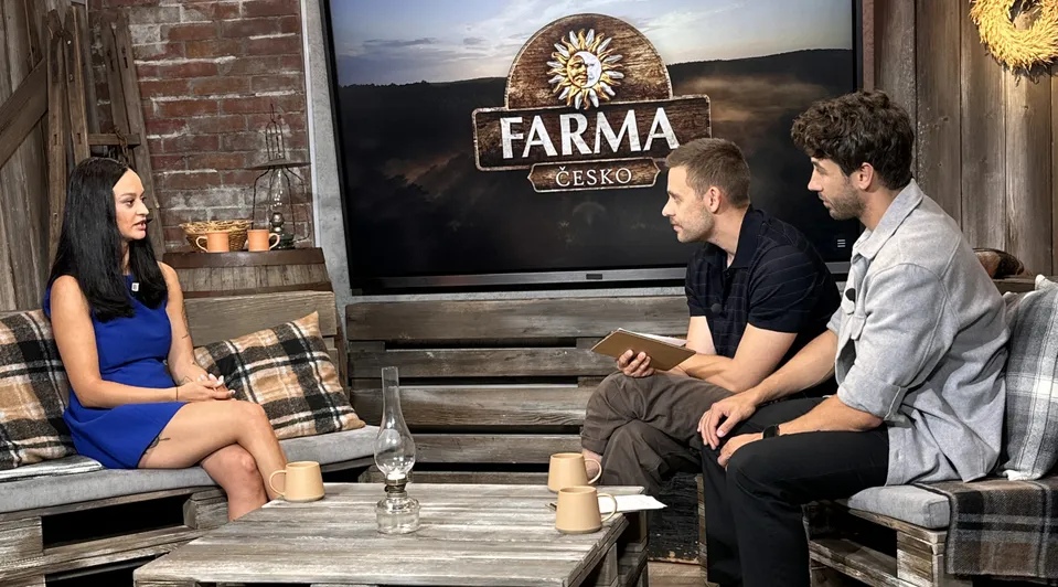 Karima ve Farmě Extra neudržela slzy: Důvodem je vztah s Matějem Karima ve Farmě Extra neudržela slzy: Důvodem je vztah s Matějem