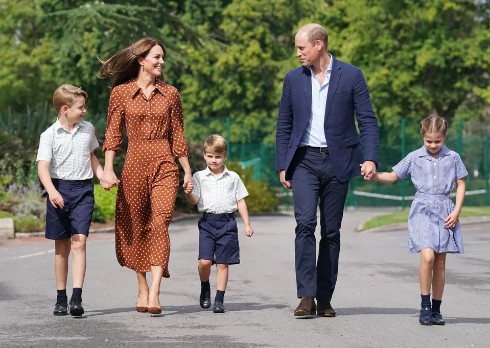 Princ William a princezna Catherine s dětmi