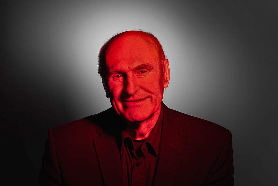 Na scéně Martin Hilský.  Foto
