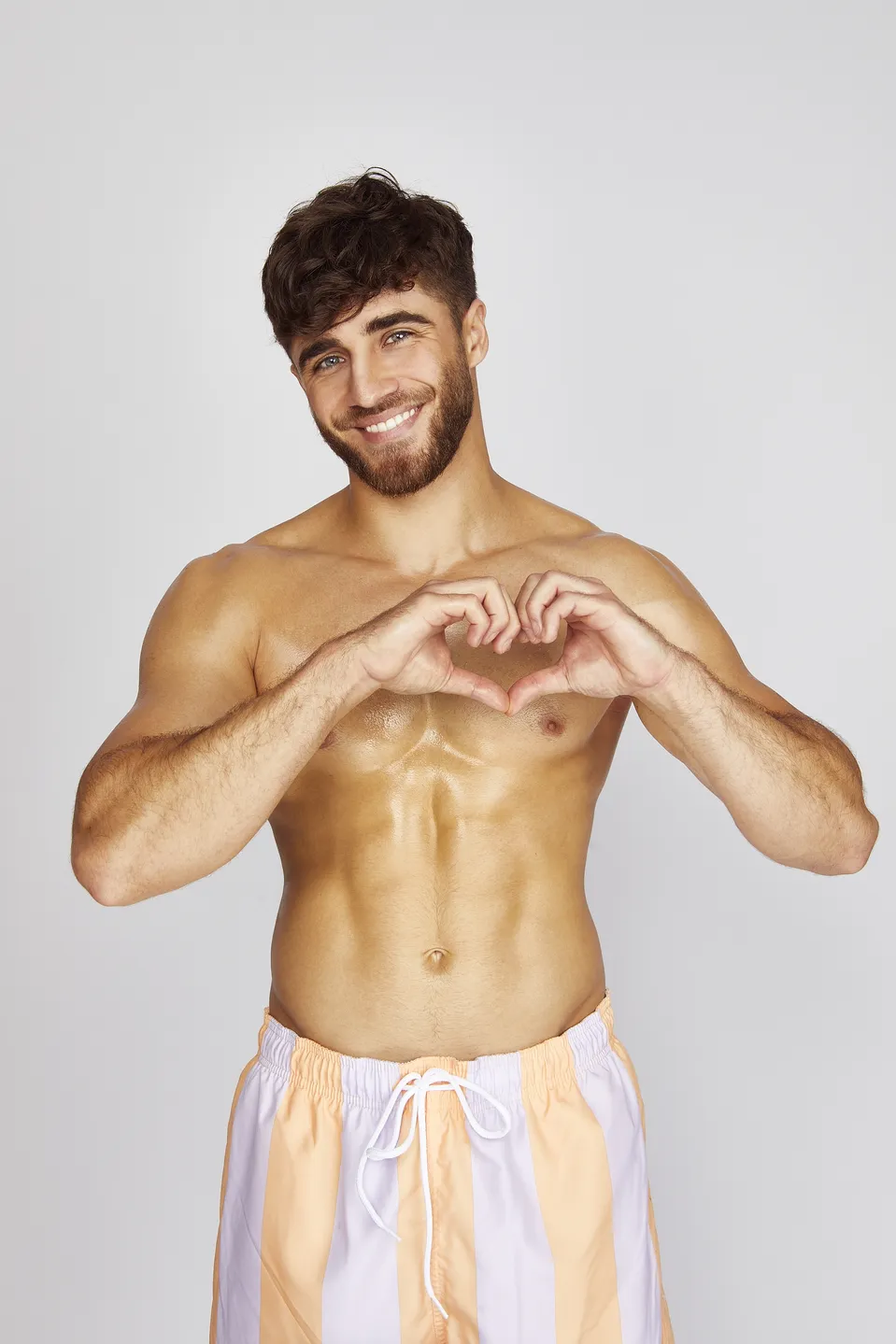 Lu Love Island