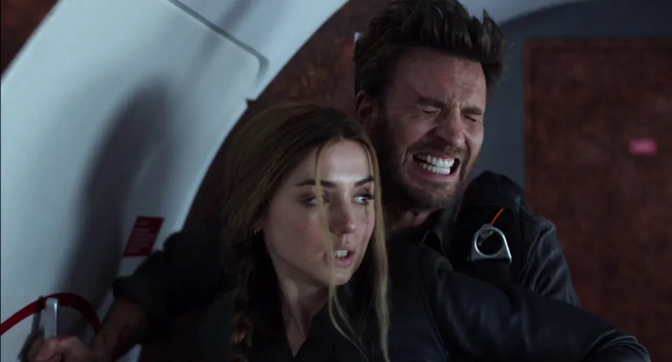 Ana de Armas a Chris Evans.