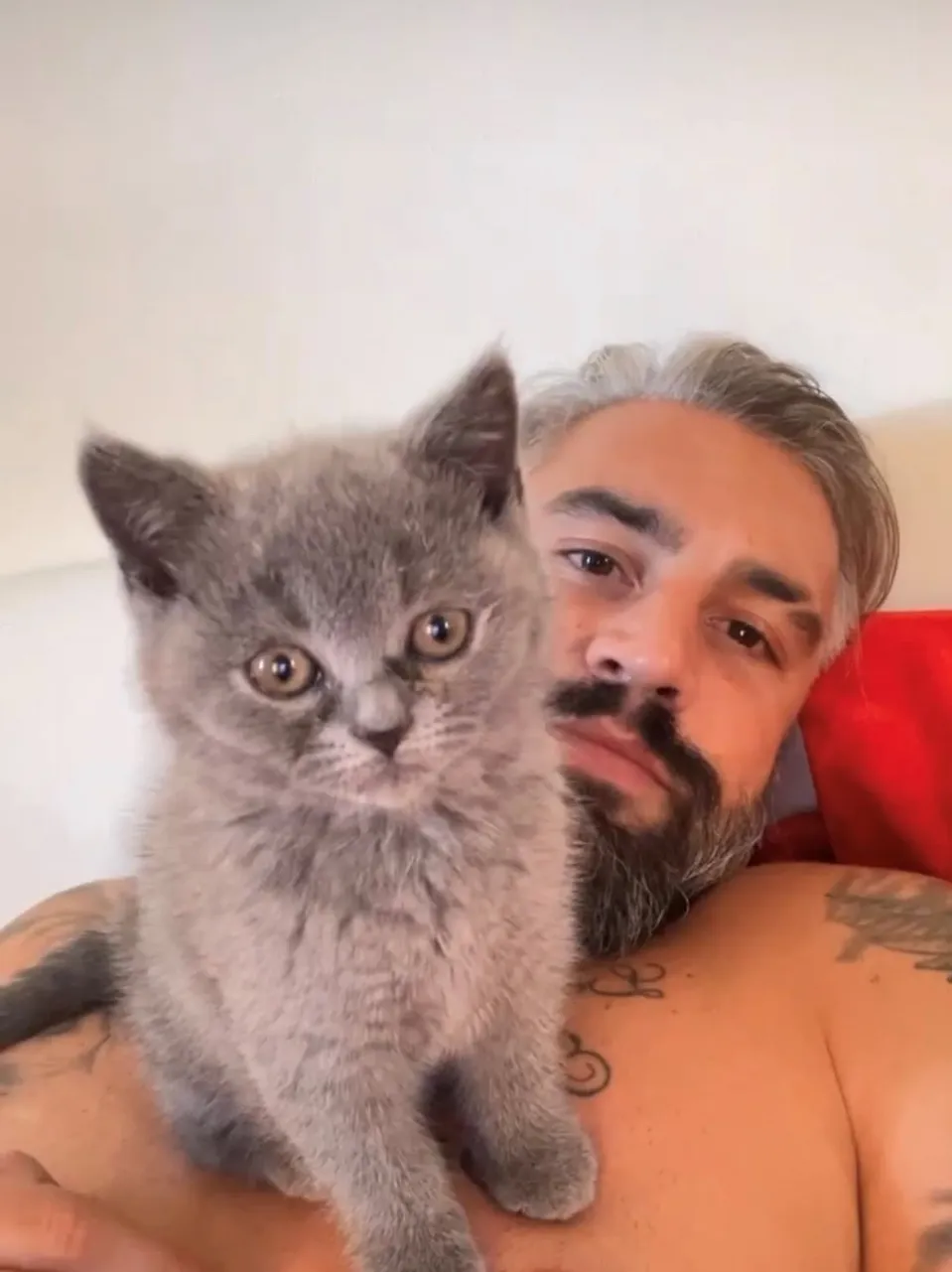 Pepa a jeho kočka.