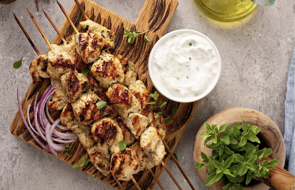 Souvlaki špízy s tzatziki - Besky