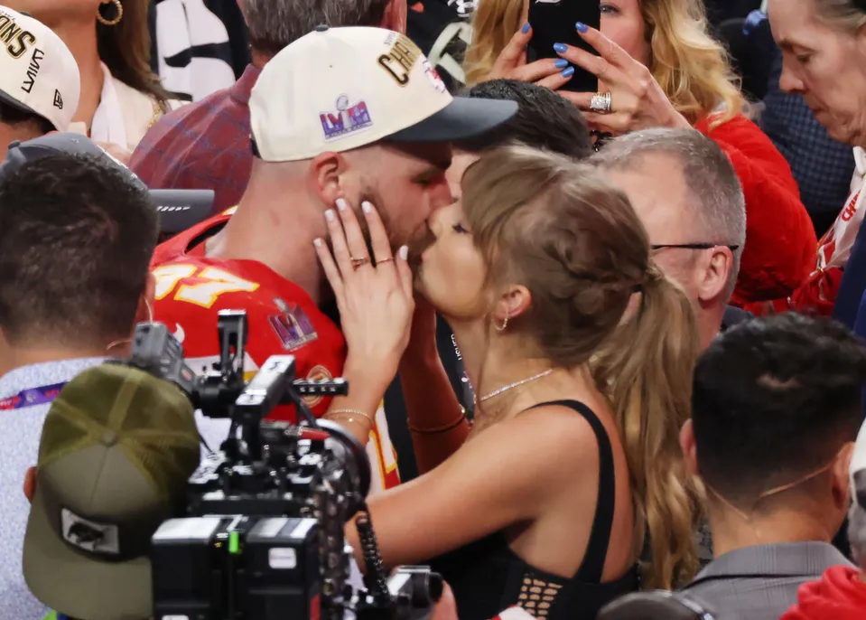 Taylor Swift a Travis Kelce