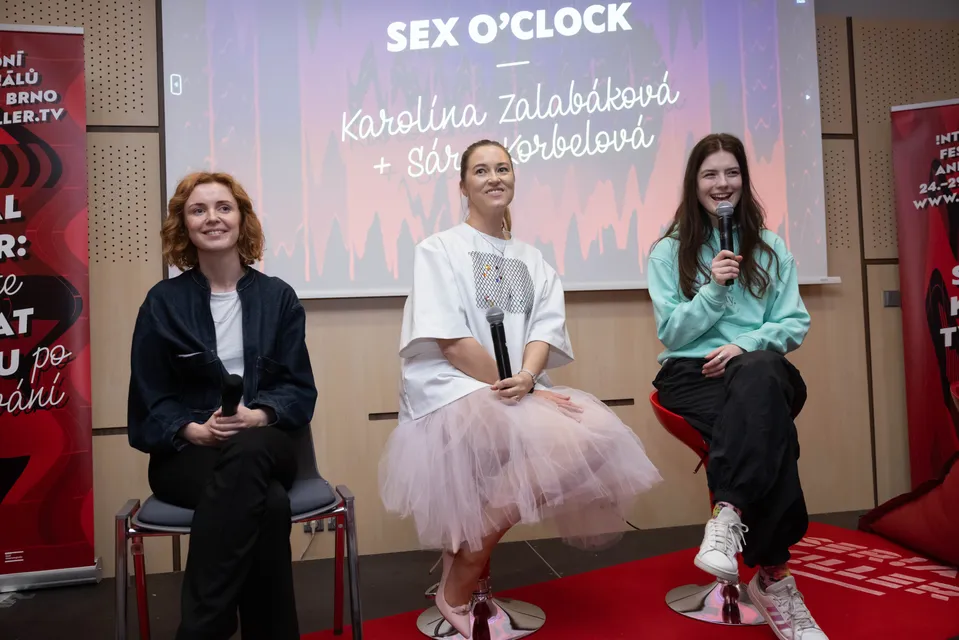 Sex O´Clock zastoupily na Comic-Conu Prague 2024 režisérka Karolína Zalabáková a herečka Sára Korbelová
