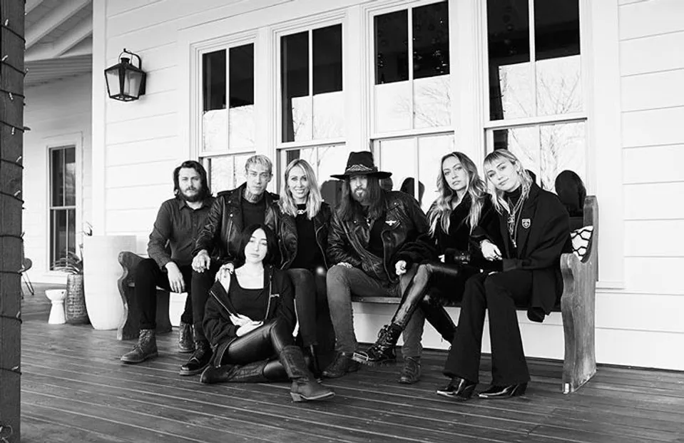 Miley Cyrus, Noah Cyrus, Trace Cyrus, Brandi Glenn Cyrus, Christopher Cody, Braison Cyrus