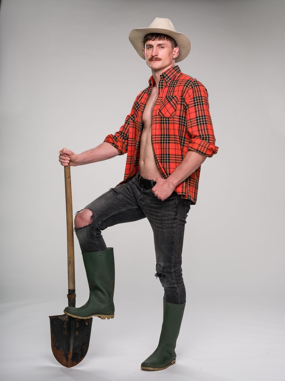 Andrej Kalašnik, Farma Česko