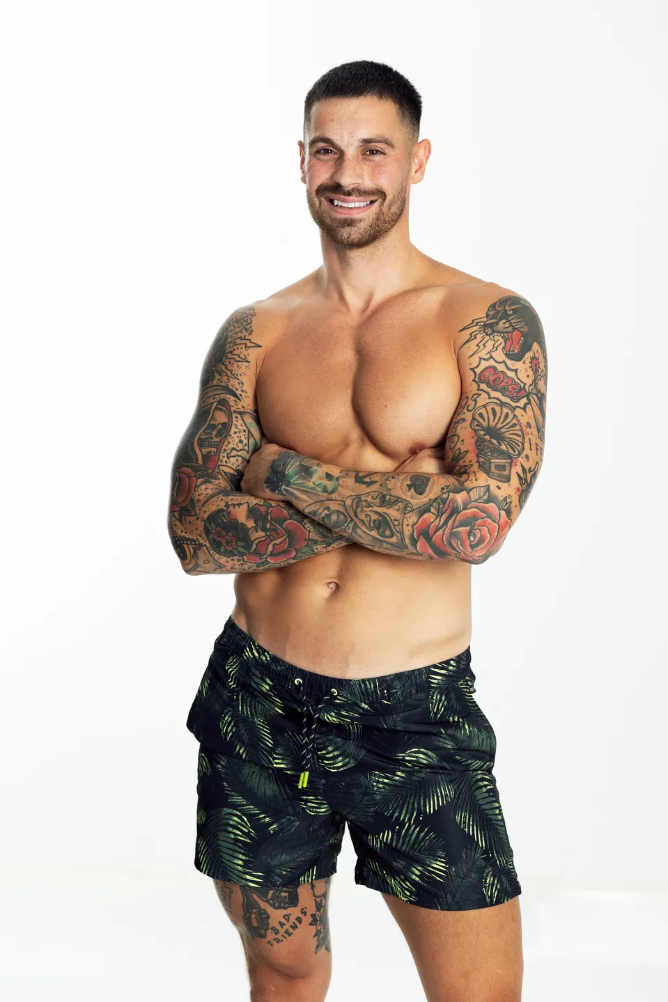 Adam je model, který žije v Sydney.