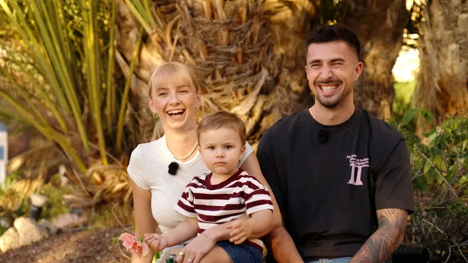 Laura a Martin zpět na Love Islandu.